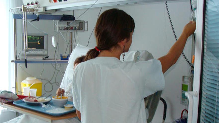 Enfermeros de las Islas reivindican la importancia de la profesión en su Día Internacional