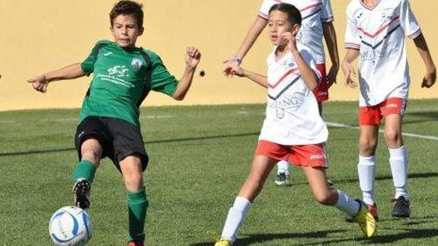 Imagen de un partido de fútbol de categoría alevín celebrado este fin de semana en Ibiza.