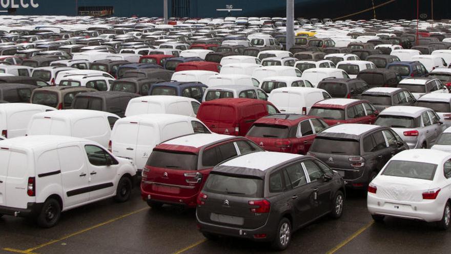 Parque de vehÃ­culso de Citroen en Vigo.