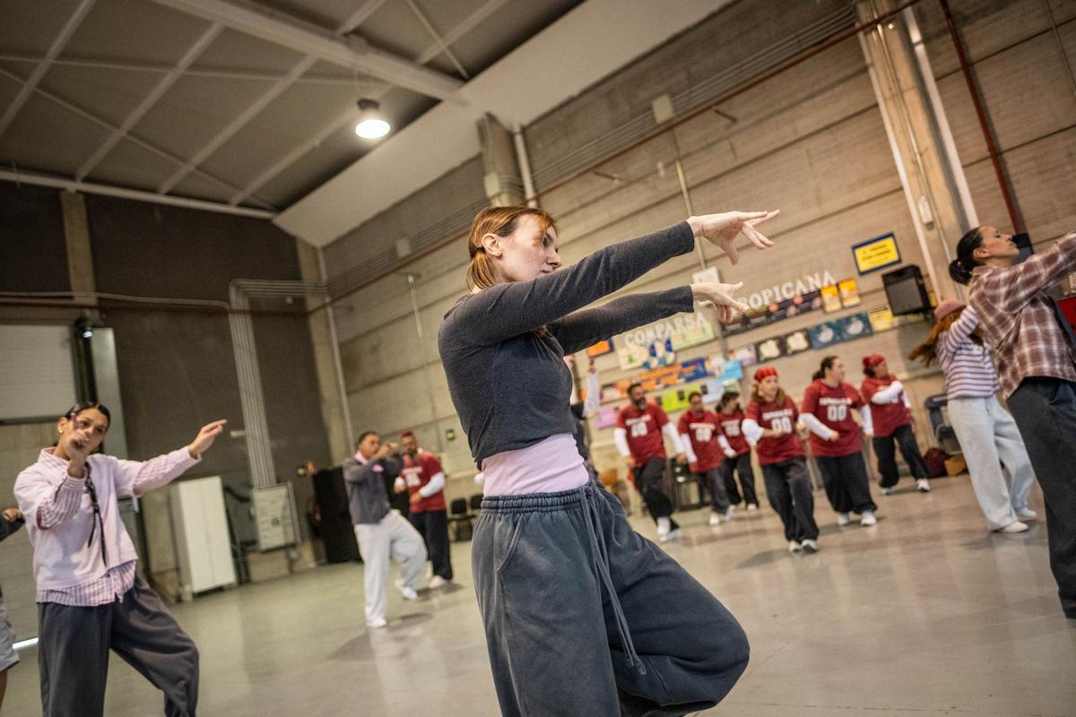 Grupo de danza urbana de mayores