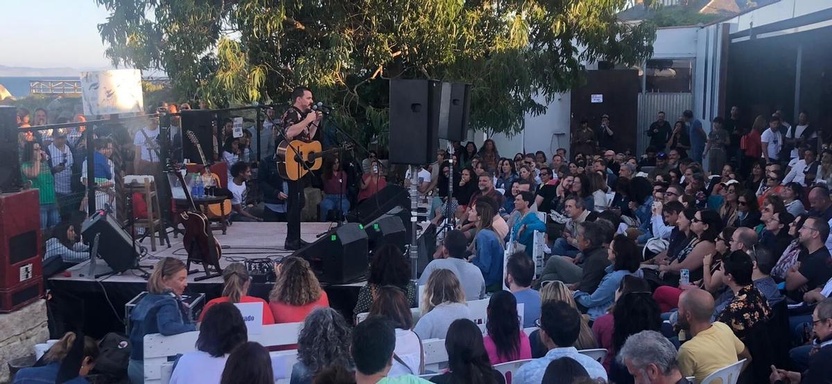 CONCIERTO DE COQUE MALLA EN LA SALA DE DIRECTOS DE EL NAUTICO DE SAN VICENTE DE O GROVE