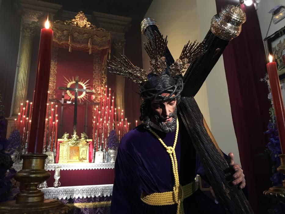 El Nazareno de los Pasos está expuesto en besapié en San Lázaro.