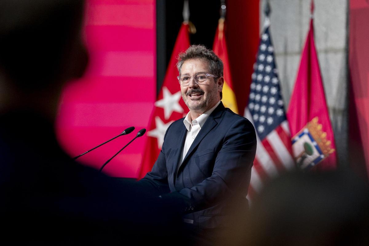 Archivo - Imagen de archivo del Consejero de Cultura, Turismo y Deporte, Mariano de Paco Serrano, durante una recepción a los representantes de la liga estadounidense de fútbol americano (NFL), a 14 de noviembre de 2025, en Madrid (España).