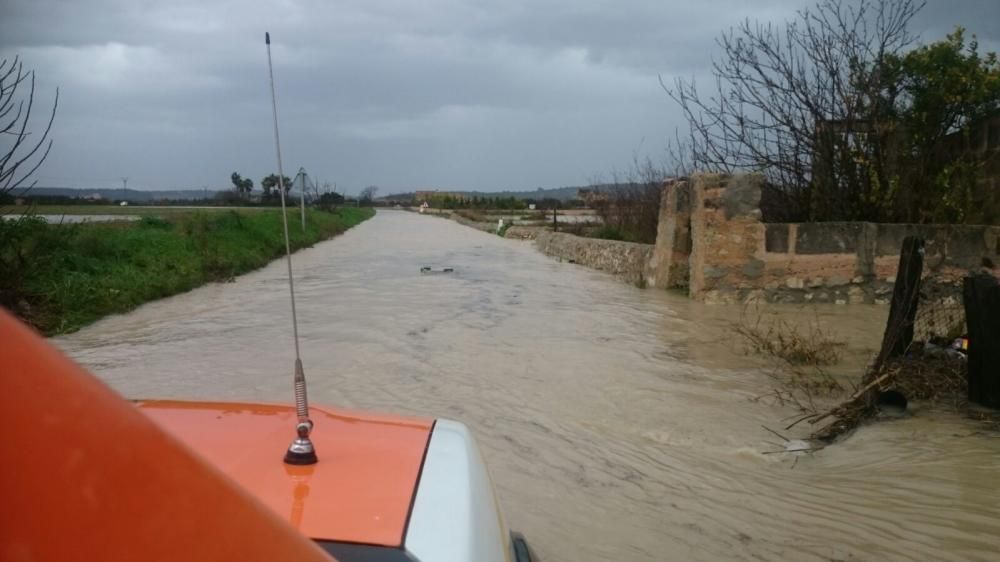 Carreteras de Mallorca cortadas por las lluvias