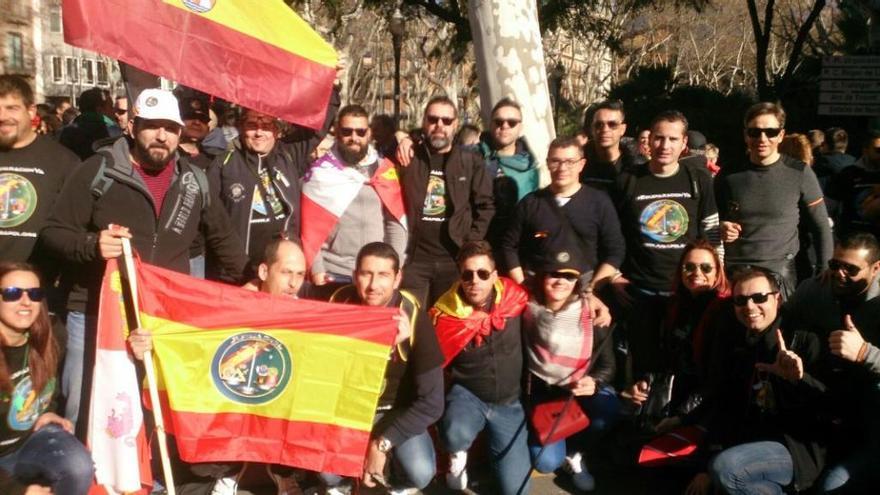 Policías y guardias civiles zamoranos, en la manifestación de Barcelona