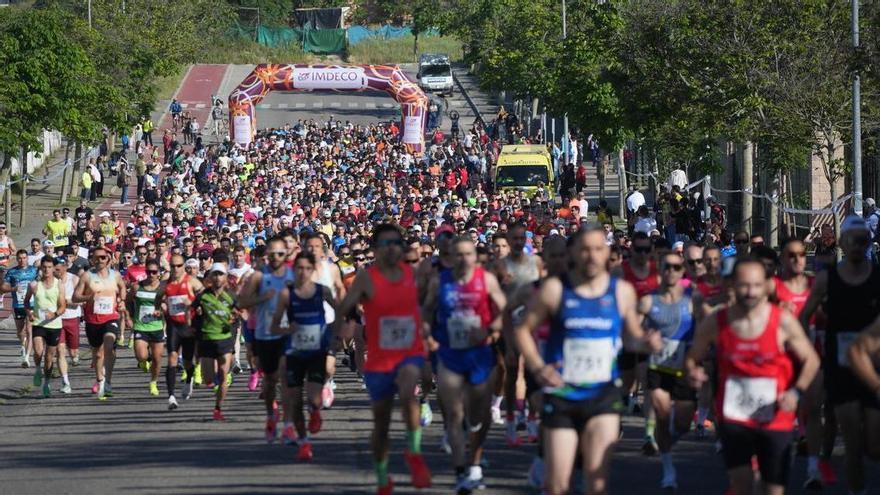 Diego Tirado y Mónica Ortiz reinan en la 10K Los Califas de Córdoba ante más de 1.000 corredores