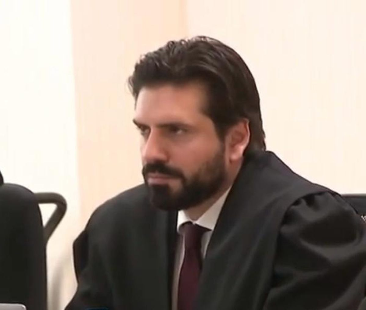 Eloy Ferrández, abogado que defiende los intereses de las familias.