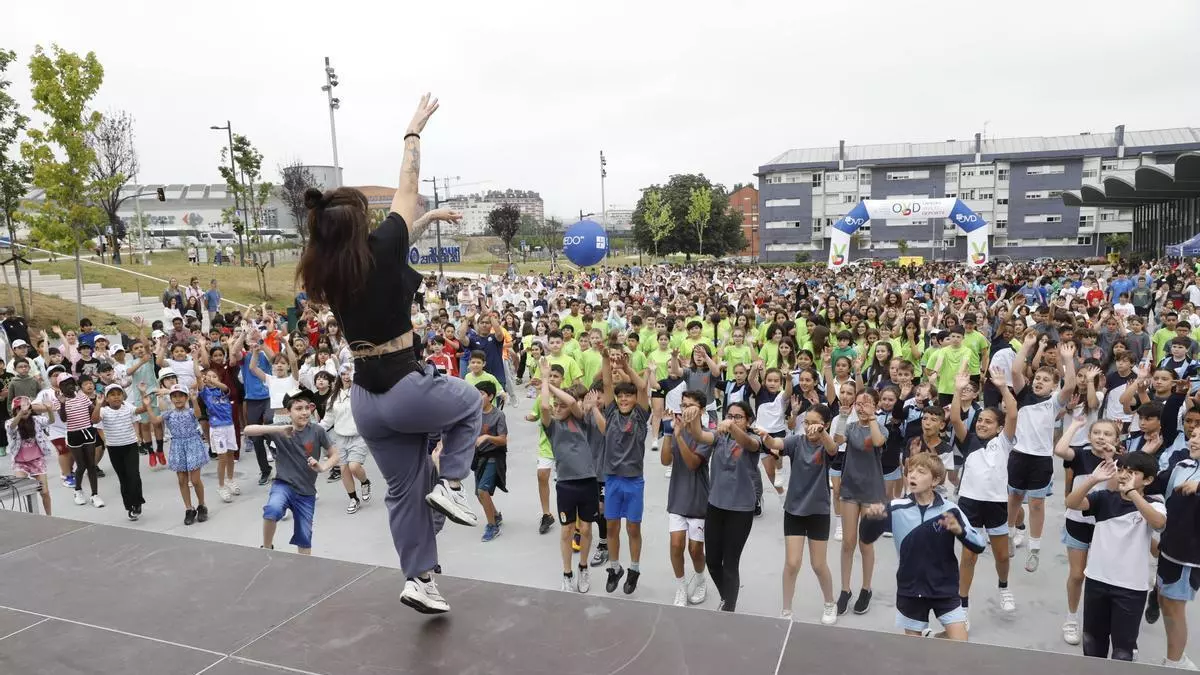 Body combat, coreografías, visitas de deportistas: así se mueven en Oviedo por los hábitos saludables más de 1.500 niños y niñas