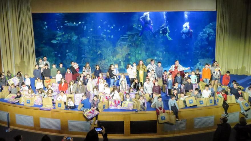 Los Reyes Magos bucean en los acuarios de l&#039;Oceanogràfic