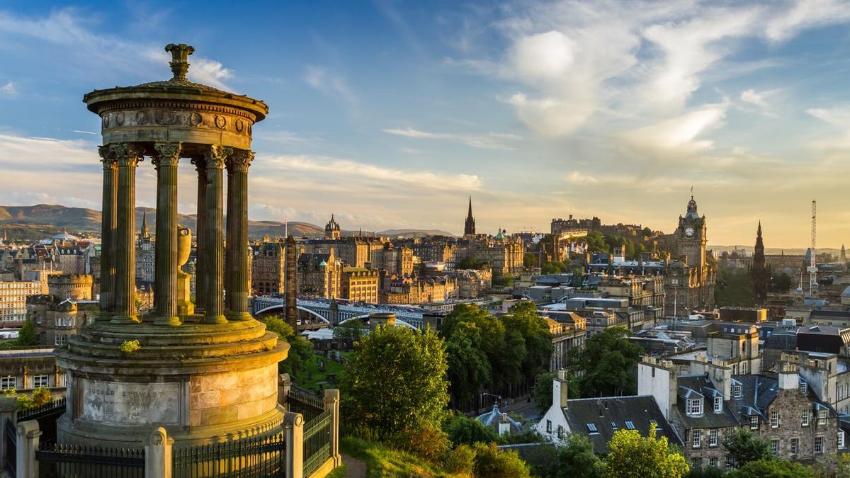Cinco básicos para exprimir Edimburgo este verano