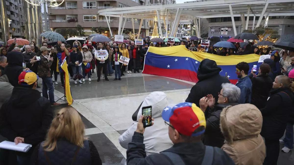 Concentración de venezolanos en Vigo.