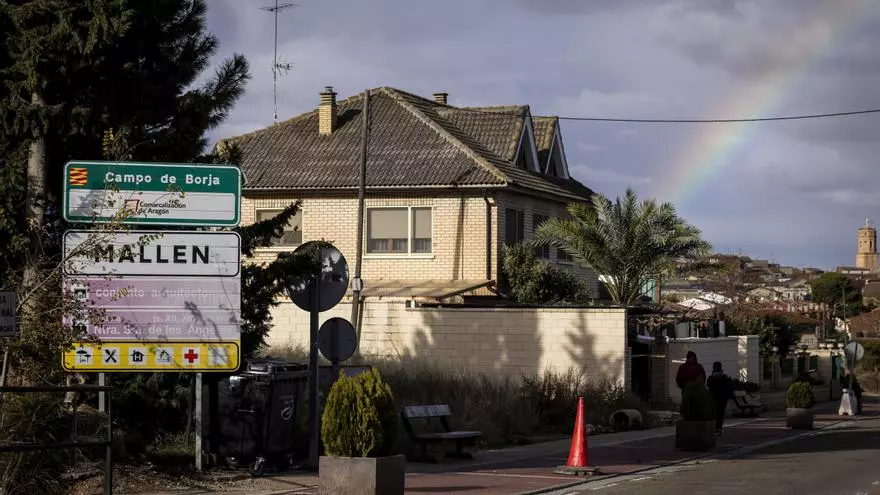 Vídeo | Los vecinos de Mallén se toman con humor las obras en la A-68