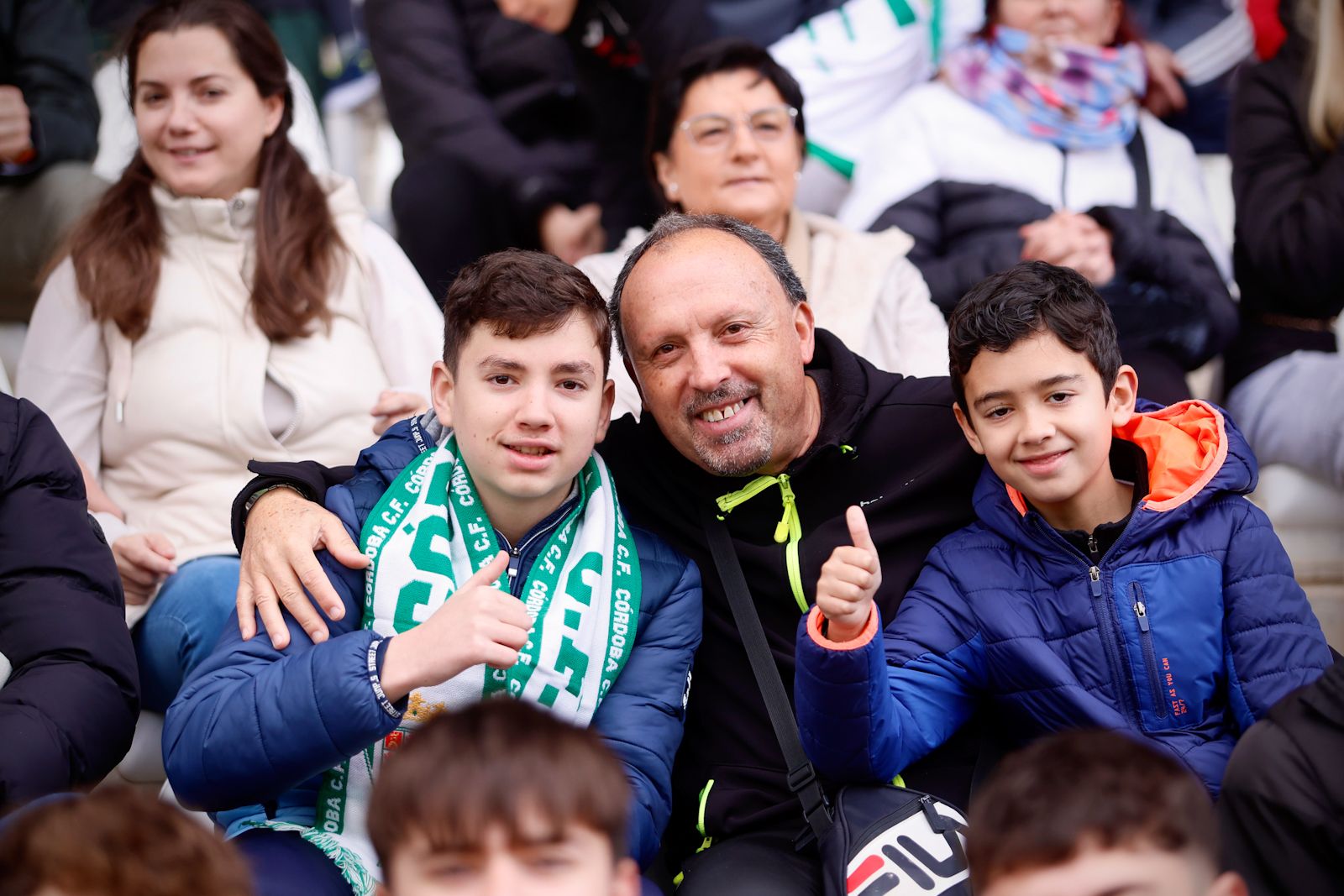 El Córdoba entrena ante su afición en El Arcángel