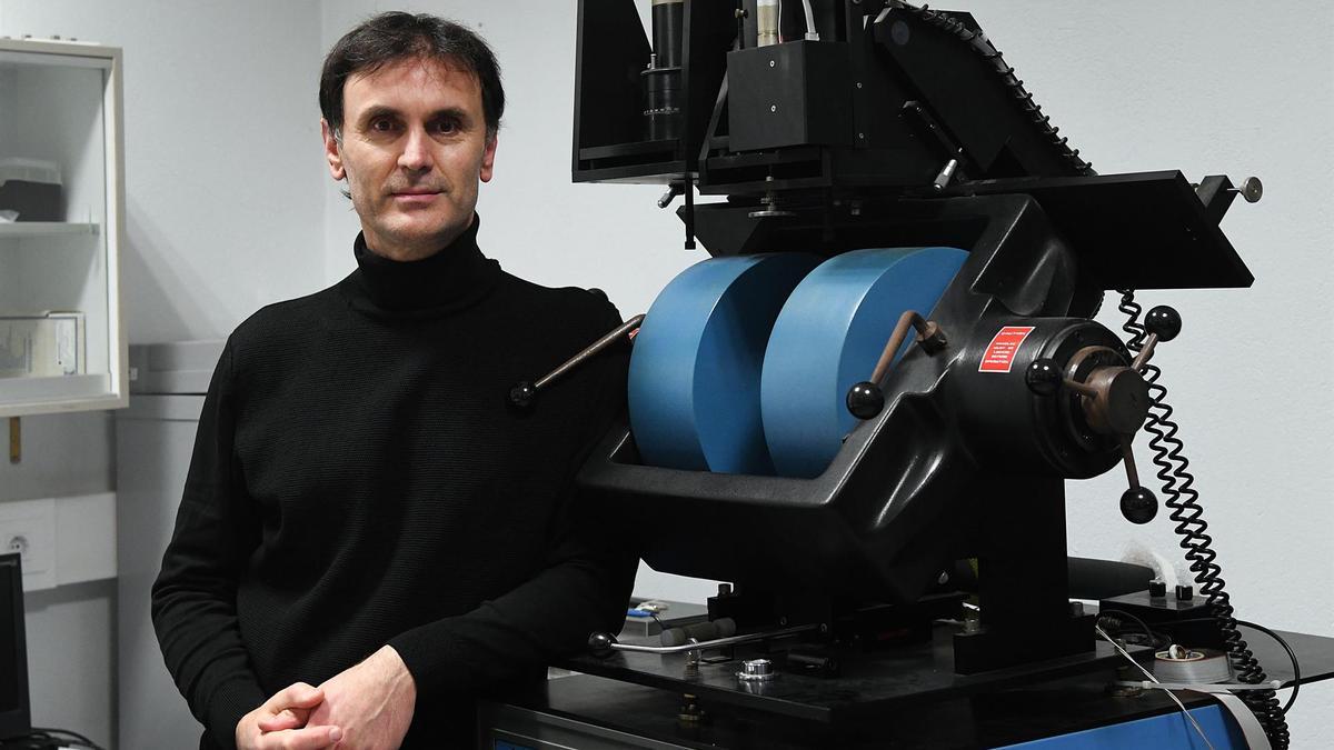 El investigador de la USC Jorge Mira