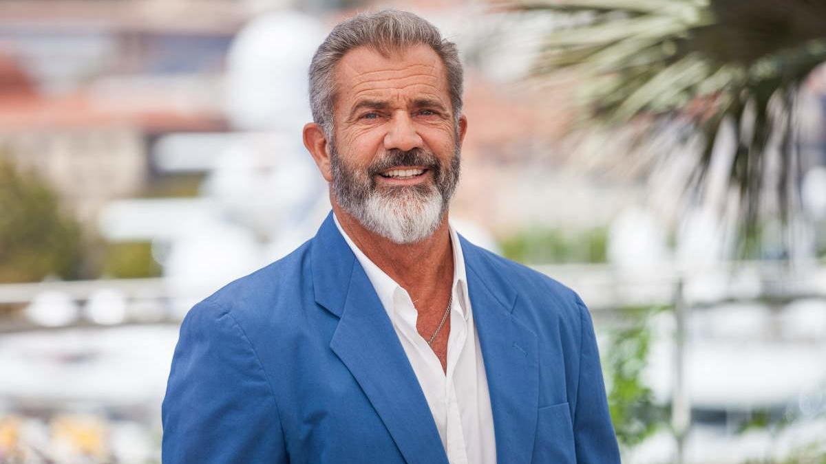 Mel Gibson.