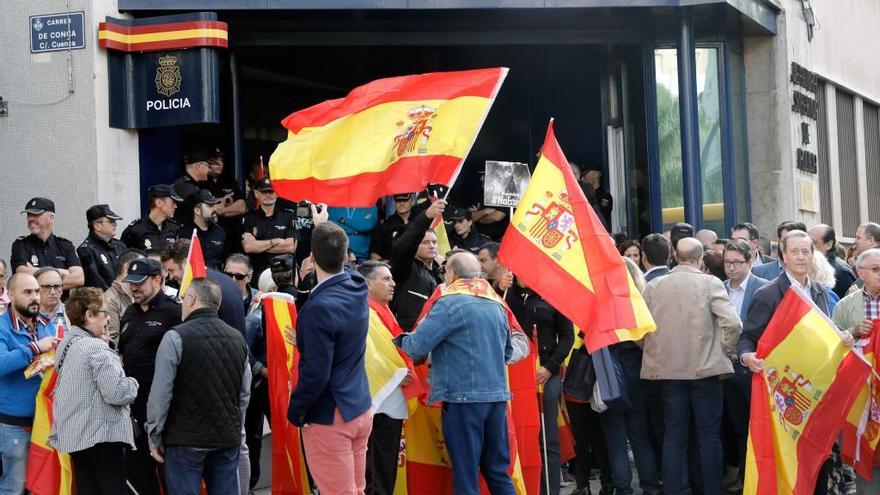 Los sindicatos policiales celebran concentraciones ante la jefatura superior