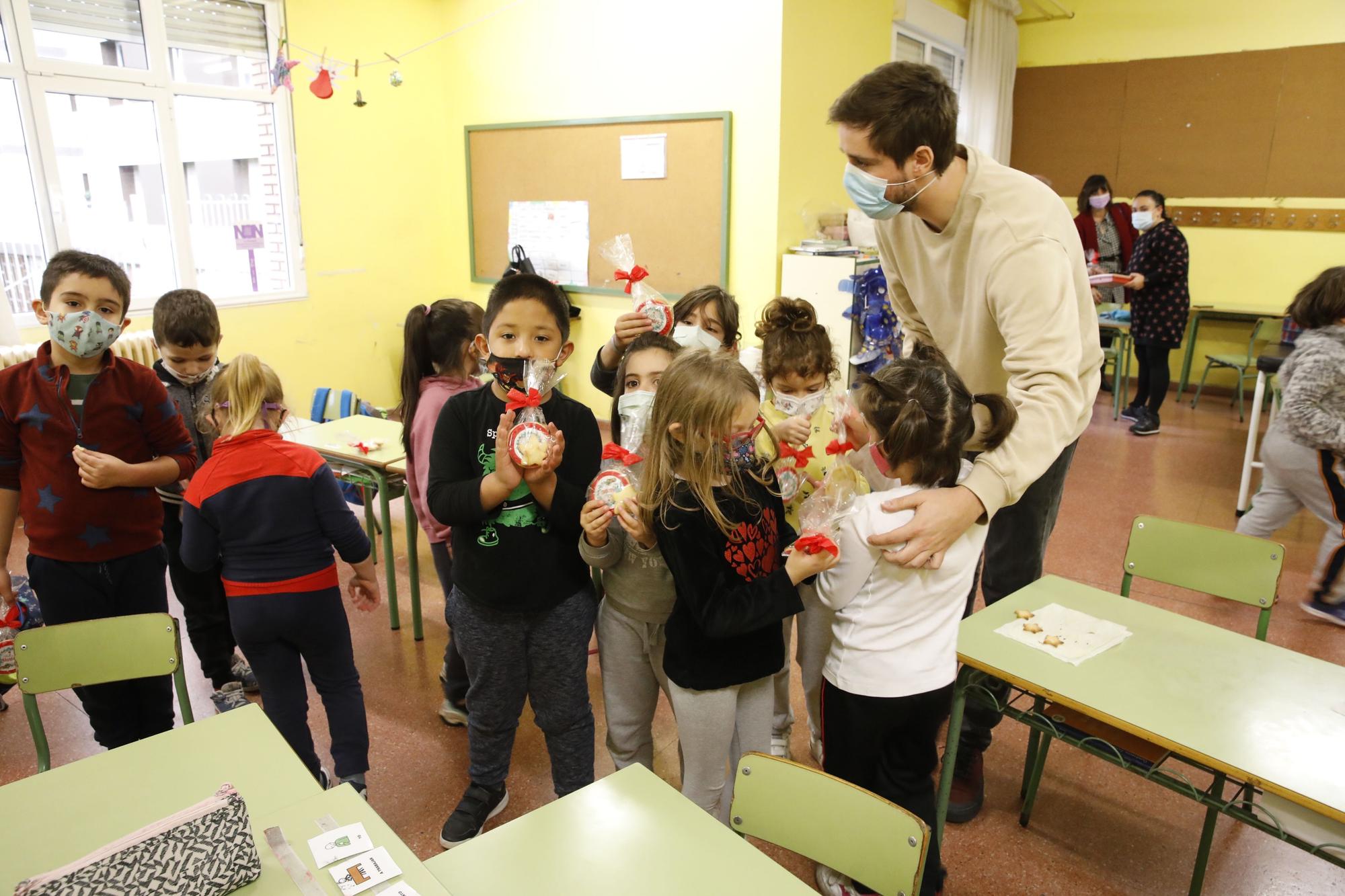 Alumnos del colegio Cervantes  en las III Jornadas de Salud, con Raquel Medialdea