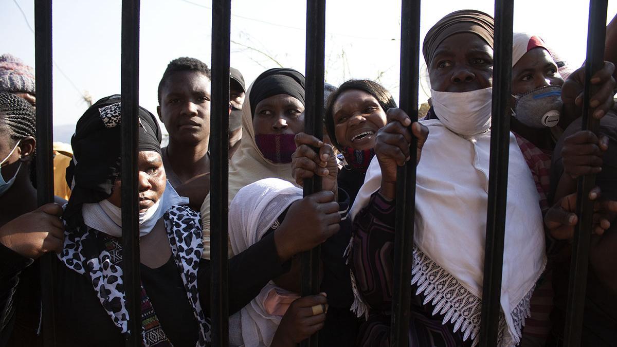 Sudáfrica descubre una nueva cepa de coronavirus, diferente a la de Reino Unido