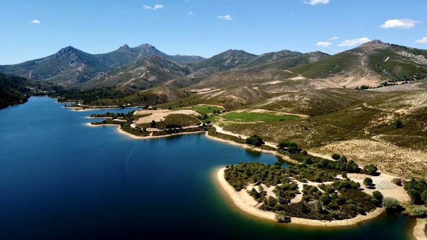 Las obras de la playa de Cañamero finalizan el próximo 15 de julio