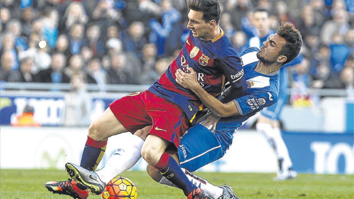 Joan Jordán, ante el FC Barcelona