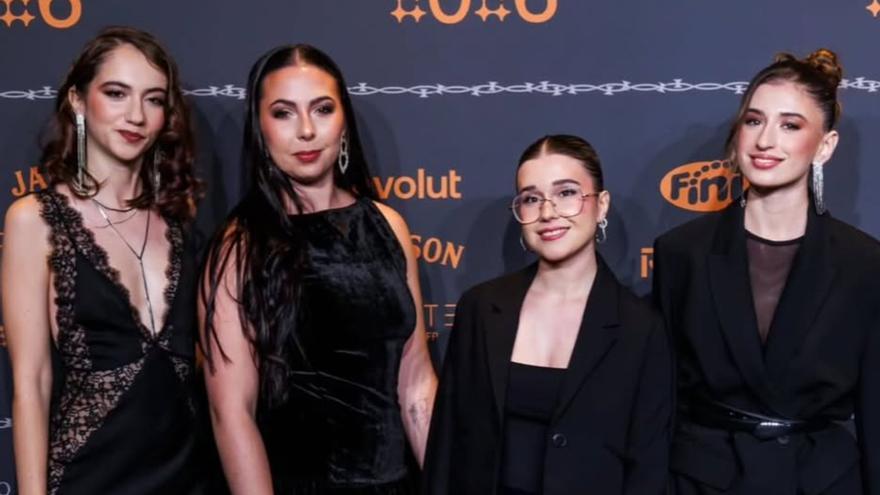 "Un beso", el éxito viral de Nueva Línea