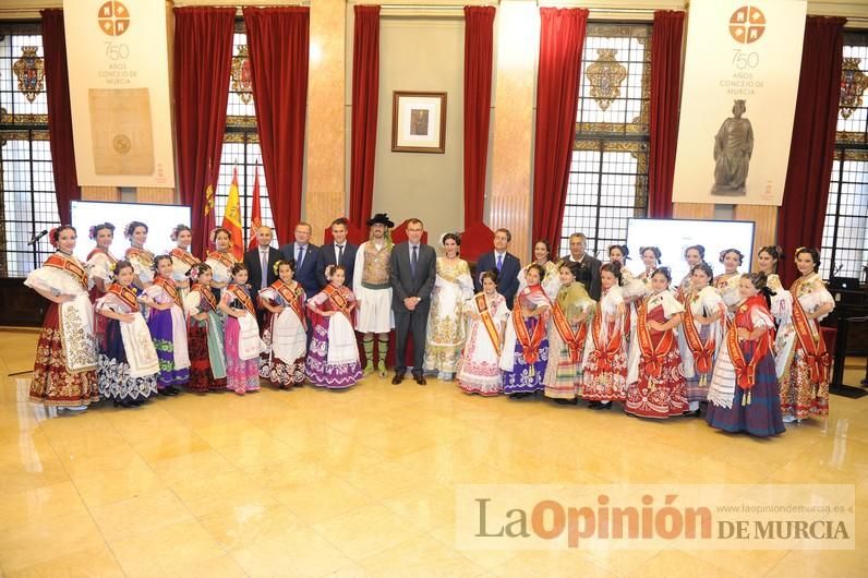 Mejores trajes de huertana y huertano del 'photocall' del Bando de la Huerta de Salzillo Tea and Coffee