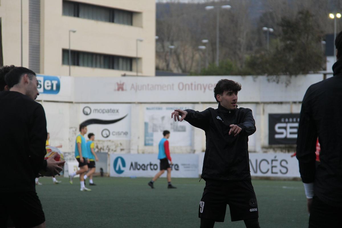 El Ontinyent 1931 en un entrenamiento en el Clariano, esta semana.