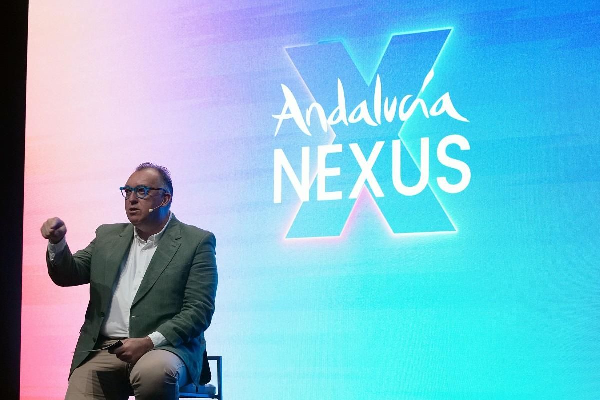 El consejero de Turismo y Andalucía Exterior, Arturo Bernal, presenta en Málaga el proyecto Andalucía Nexus, plataforma para el impulso de la transformación turística del destino.