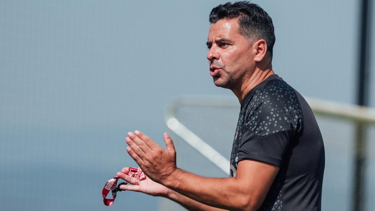 Míchel, durante unentrenamiento