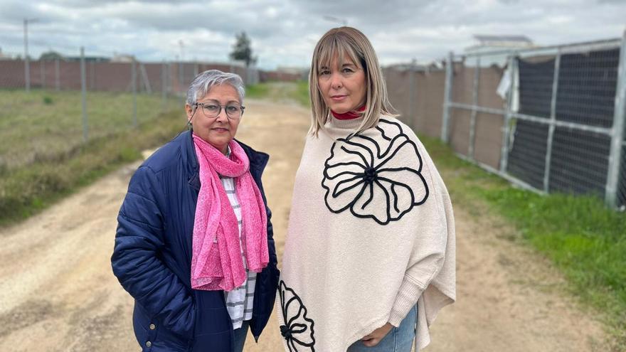 VÍDEO | Así viven los vecinos de las construcciones ilegales de Dos Hermanas: amenazas, multas, precintos y el "asedio" de la Guardia Civil