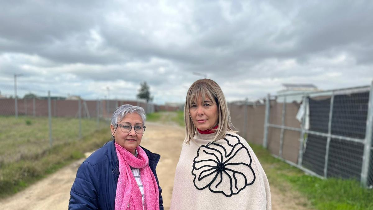 VÍDEO | Así viven los vecinos de las construcciones ilegales de Dos Hermanas: amenazas, multas, precintos y el "asedio" de la Guardia Civil