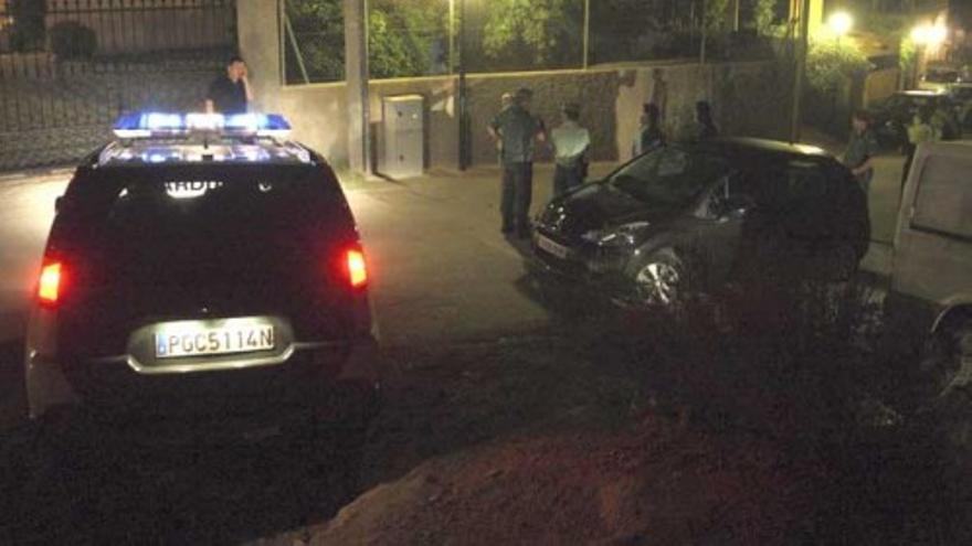 Mueren tres personas en un tiroteo en Almería