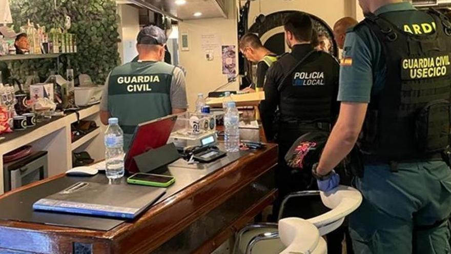 Precintan un club de cannabis en Ibiza