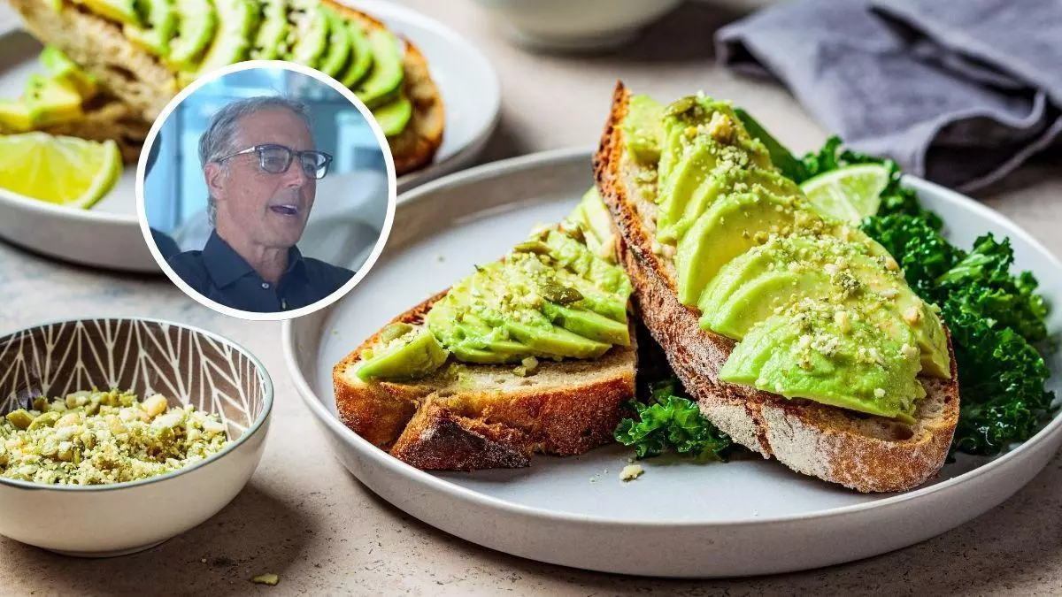 Dan Buettner, experto en longevidad: “Empieza el día con un desayuno rico en fibra y a base de alimentos vegetales”