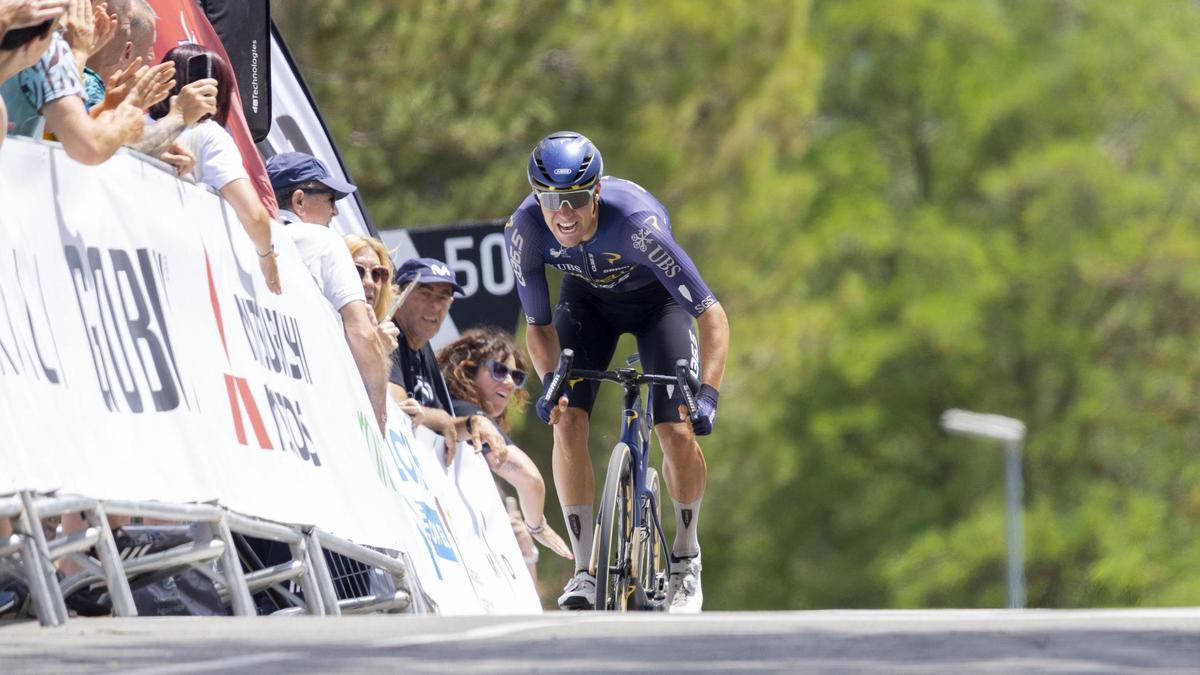 Marcel Camprubí, campeón de España absoluto en la primera victoria de su carrera