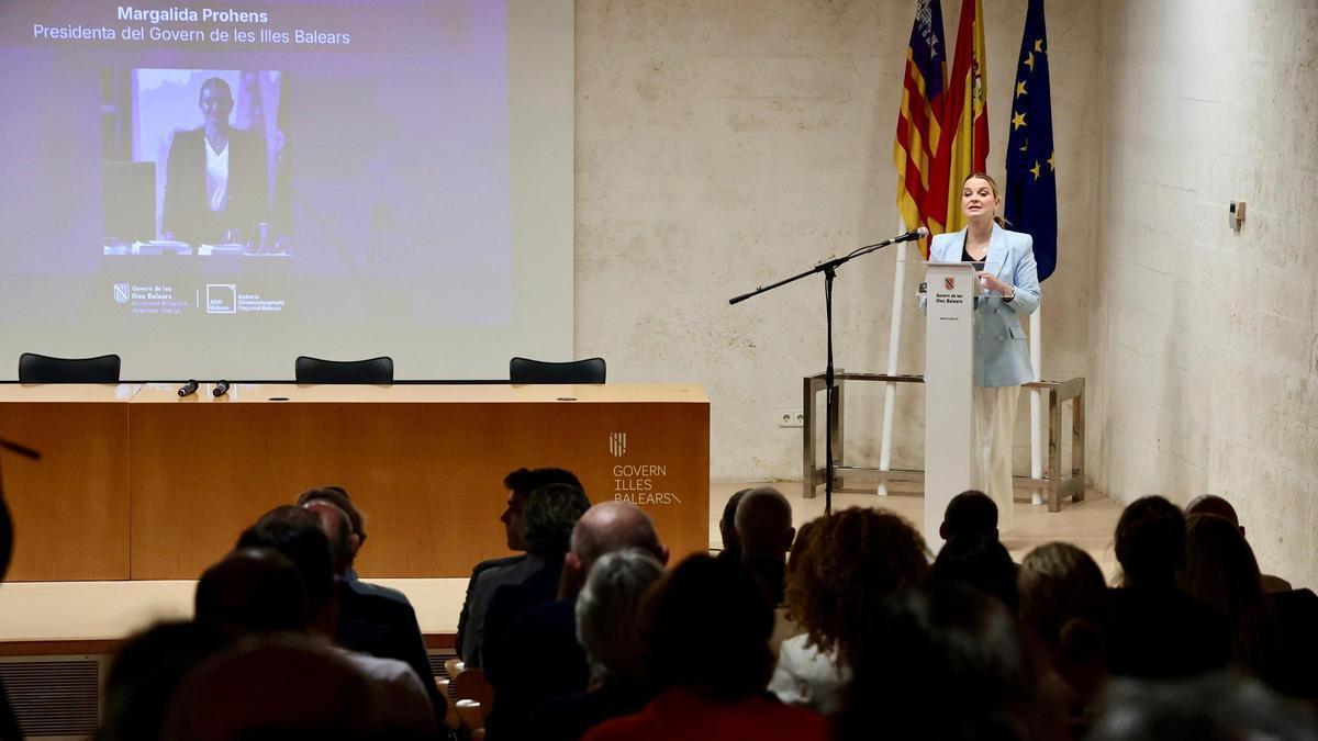 La presidenta del Govern, Marga Prohens, en la jornada 'Hablemos de industria'.