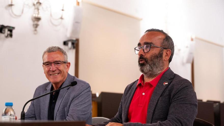 Galería | Así ha sido la presentación de 'Bajo el mismo cielo' de Paco Boya en el Palacio Provincial