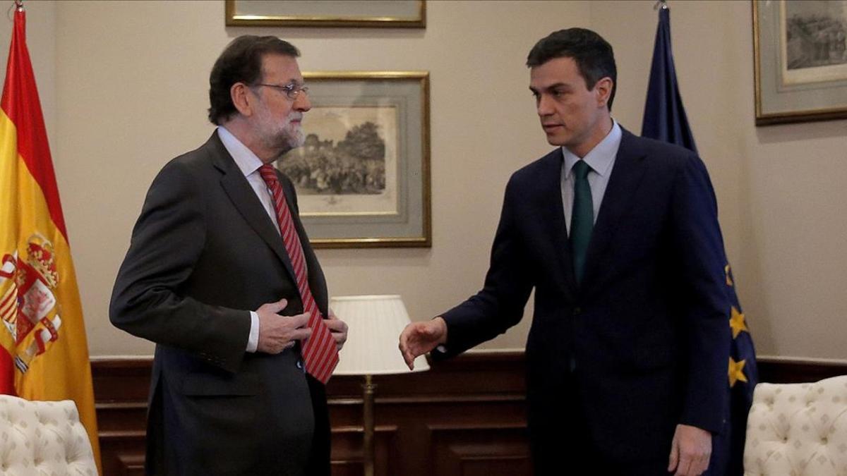 Mariano Rajoy y Pedro Sánchez, durante su gélida reunión en el Congreso el pasado 12 de febrero.