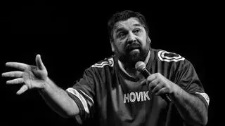 Hovik Keuchkerian, actor y exboxeador: «No me creo a la izquierda ni a la derecha. Existe un tercer bando en el que estamos yo y muchos más»