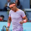 El tenista español Rafael Nadal celebra un tanto ante el estadounidense Darwin Blanch en el partido de este jueves del Mutua Madrid Open disputado en la Caja Mágica