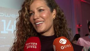 24/10/2024 Jaydy Michel en el 140º aniversario de Rowenta. MADRID, 24 (CHANCE) Alejandro Sanz vuelve a estar enamorado. Un año y medio después de su separación de Rachel Valdés, y tras un breve noviazgo con Mónica Cruz a finales de 2023 que nunca llegaron a confirmar, el cantante mantiene una incipiente relación con la actriz valenciana Candela Márquez desde hace varias semanas. Y aunque no tenía en mente tener nada serio con nadie porque está volcado en la grabación de su nuevo disco, la cosa va tan en serio que ya la ha presentado como su novia a su círculo de amistades y ya la conocería parte de su familia. EUROPA ESPAÑA SOCIEDAD