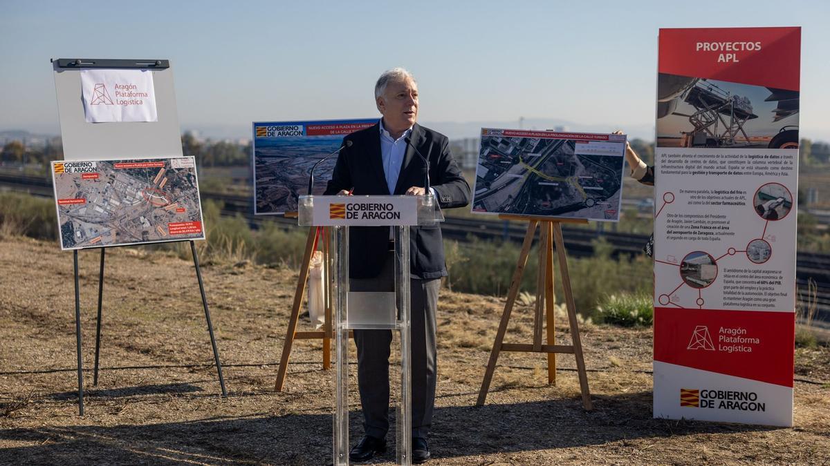 El consejero de Fomento de la DGA, Octavio López, este lunes en Plaza.
