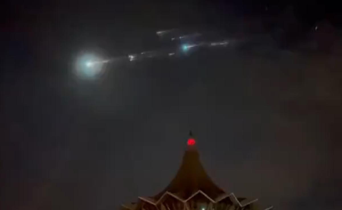 Vídeo | Les imatges del coet xinès Long March 5b caient a l’oceà Índic Vídeo | Les imatges del coet xinès Long March 5b caient a l’oceà Índic