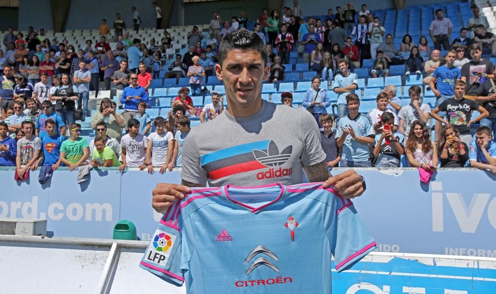 Así fue el paso del "Tucu" Hernández por el Celta: cuatro años en los que se ganó el aplauso de la afición