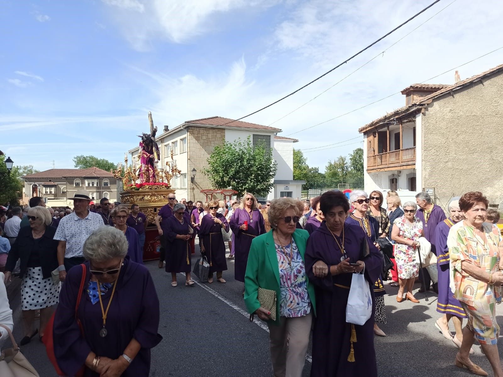 Todas las imágenes del Ecce Homo: así fue la multitudinaria y emocionante procesión en Noreña