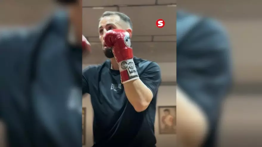 Así fue el último entrenamiento de Sandor Martín antes del combate por el título mundial del superligero.