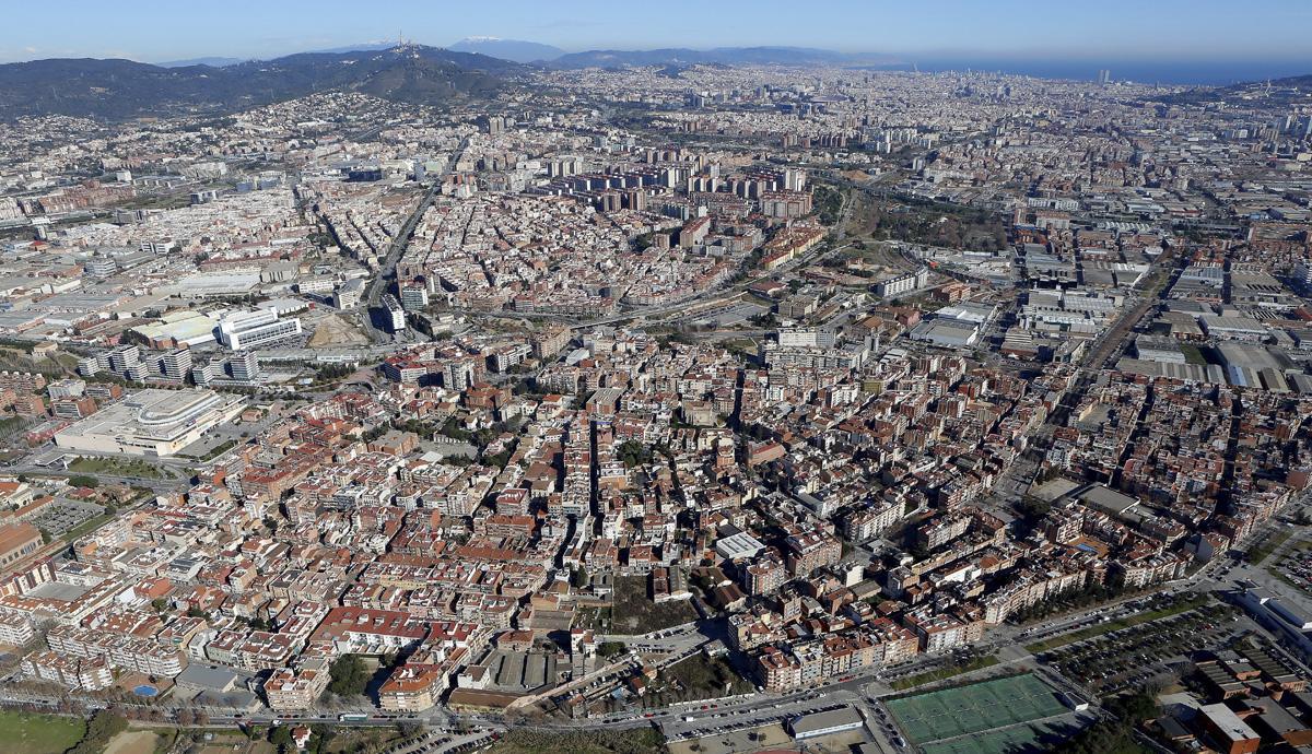 Vista aérea de parte del territorio metropolitano de Barcelona