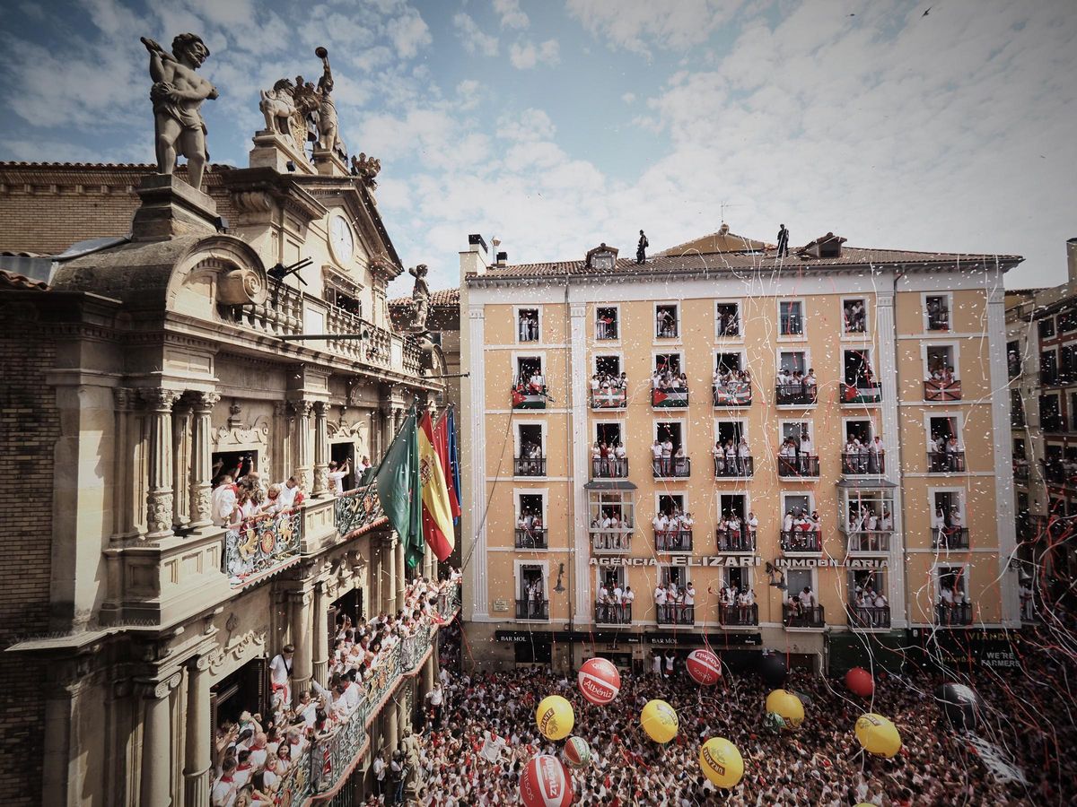 El Chupinazo da comienzo a los Sanfermines 2025 en Pamplona