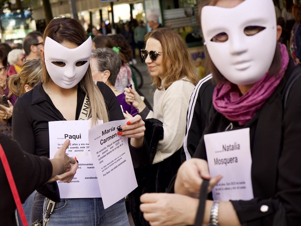 La manifestación en Murcia contra la violencia machista, en imágenes