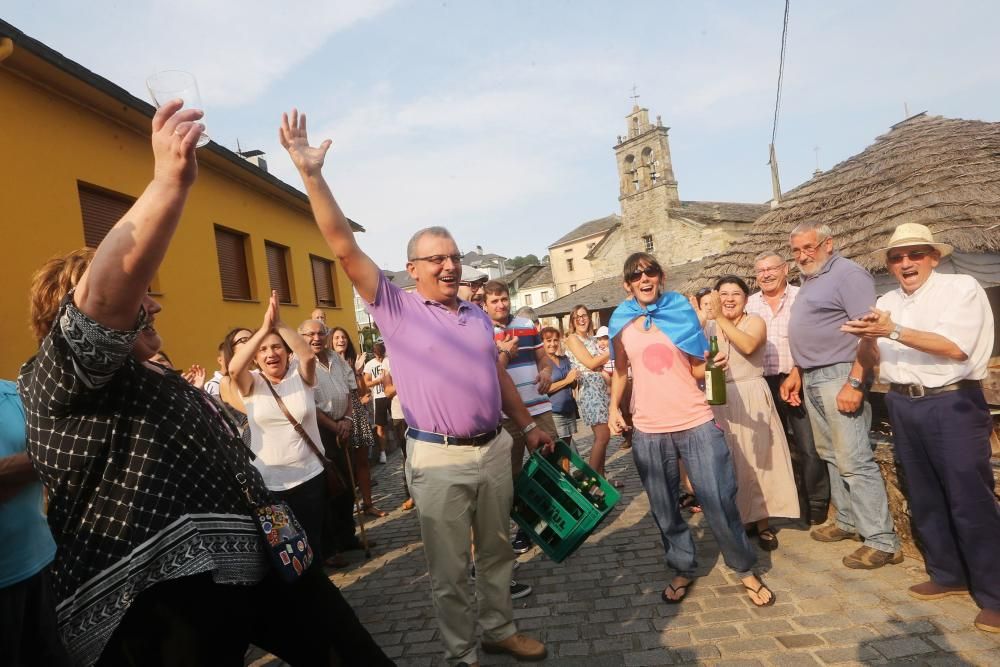 Celebración en Los Oscos del premio "Pueblo ejemplar de Asturias" 2016